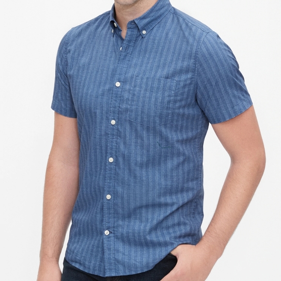 $5 NEW YEAR SALE Men's Small Medium Gap Oxford Button Up, Teen Boy - Picture 6 of 7